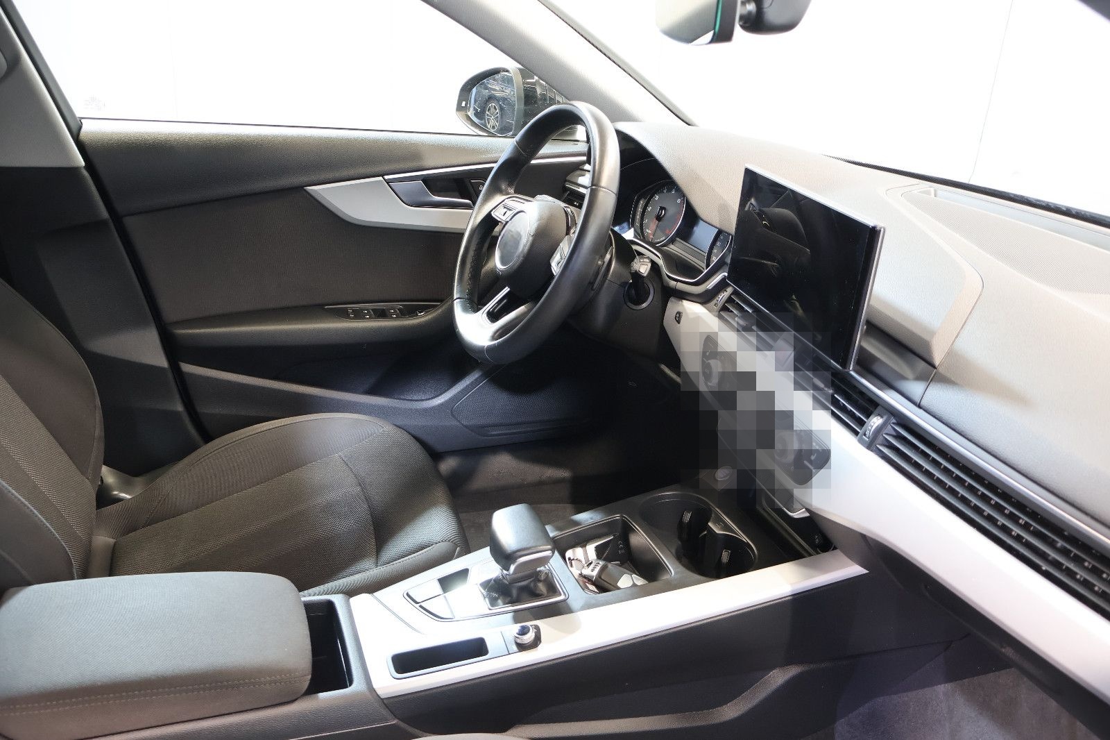 Audi A4 Avant 35 TFSI CARPLAY+FRONT+KEY+LED+17" foto 14