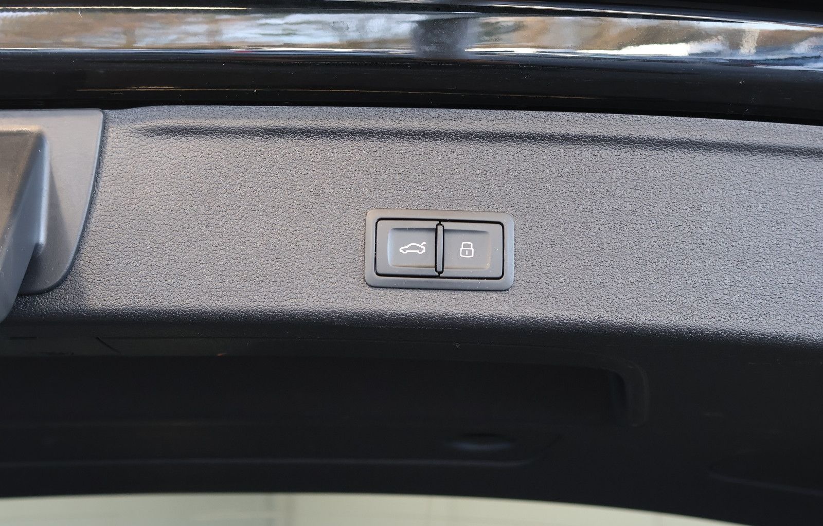 Audi A4 Avant 35 TFSI NAVI+CARPLAY+KEY+LED+17" foto 17
