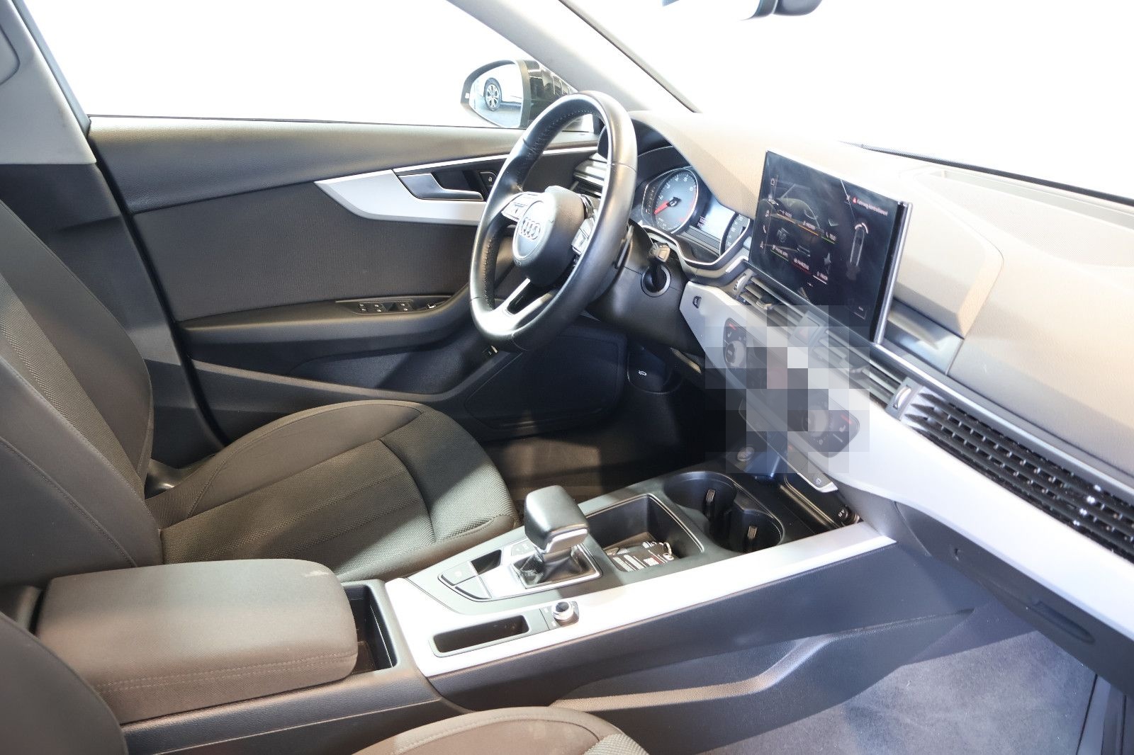 Audi A4 Avant 35 TFSI NAVI+CARPLAY+KEY+LED+17" foto 13
