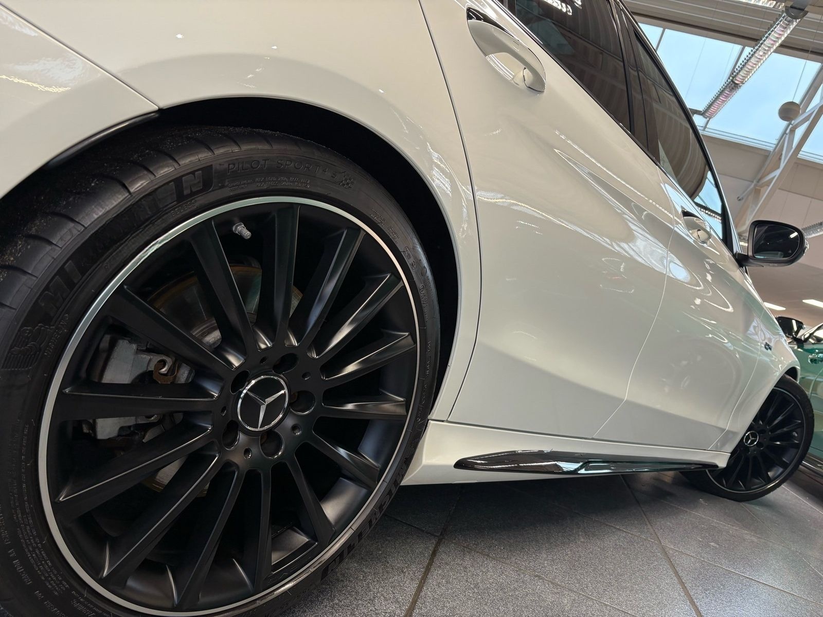 Mercedes-Benz C 43 AMG ACC Pano Burmester Multibeam LED RFK foto 4