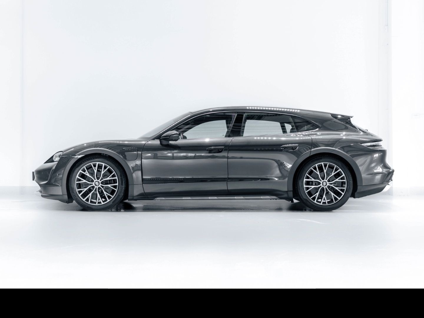Porsche Taycan 4 Cross Turismo InnoDrive Surround-View foto 2