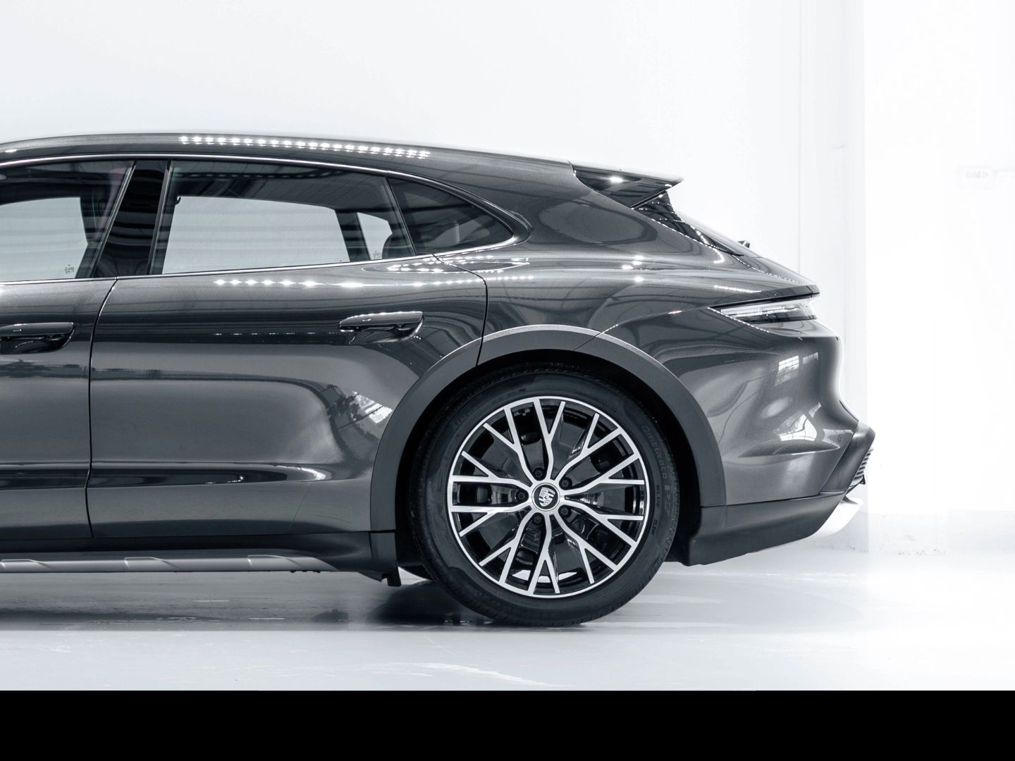 Porsche Taycan 4 Cross Turismo InnoDrive Surround-View foto 11