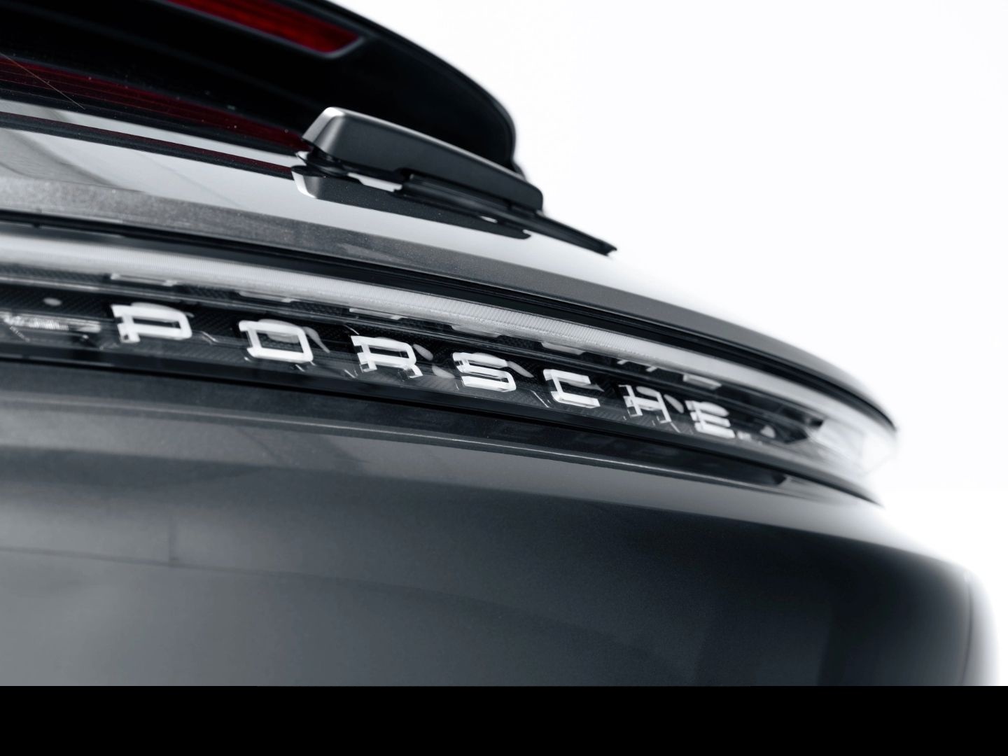 Porsche Taycan 4 Cross Turismo InnoDrive Surround-View foto 9