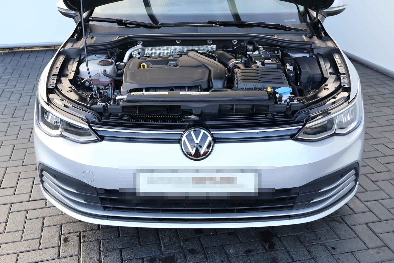 Volkswagen Golf 1.5 eTSI ACT Autom. ACC Navi LED AHK 1.Hd. foto 14