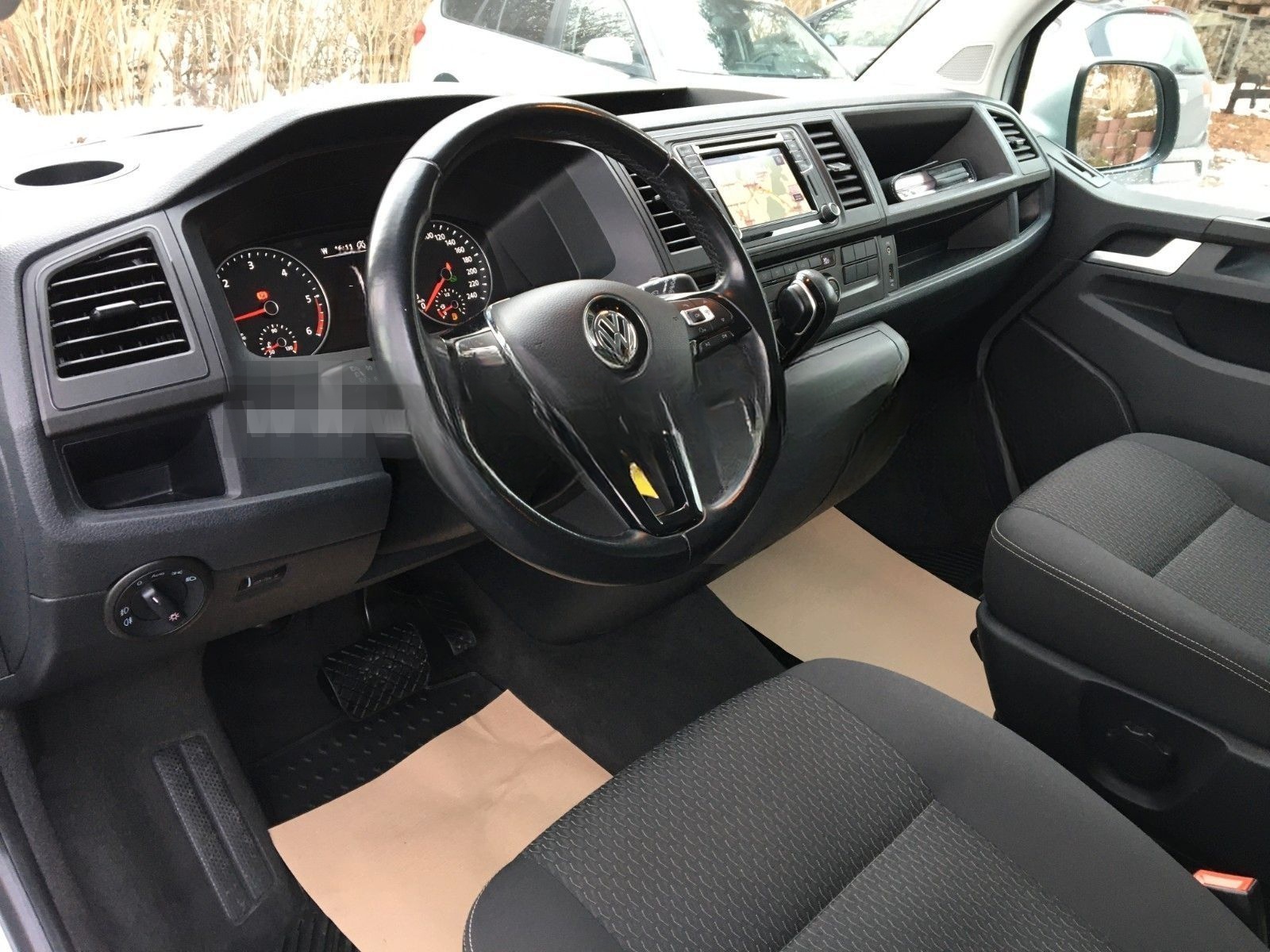 Volkswagen T6 Multivan 2.0 TDI DSG Trendline foto 13