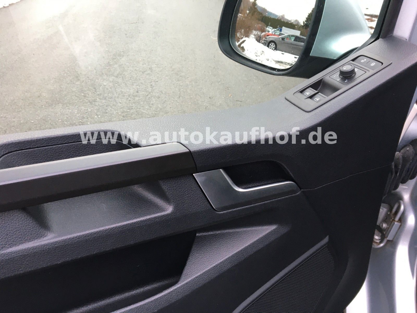 Volkswagen T6 Multivan 2.0 TDI DSG Trendline foto 14