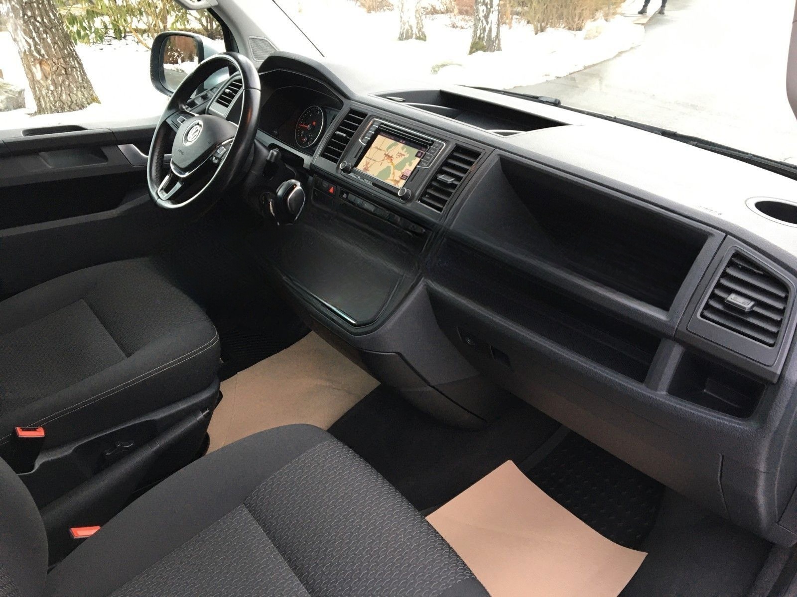 Volkswagen T6 Multivan 2.0 TDI DSG Trendline foto 8