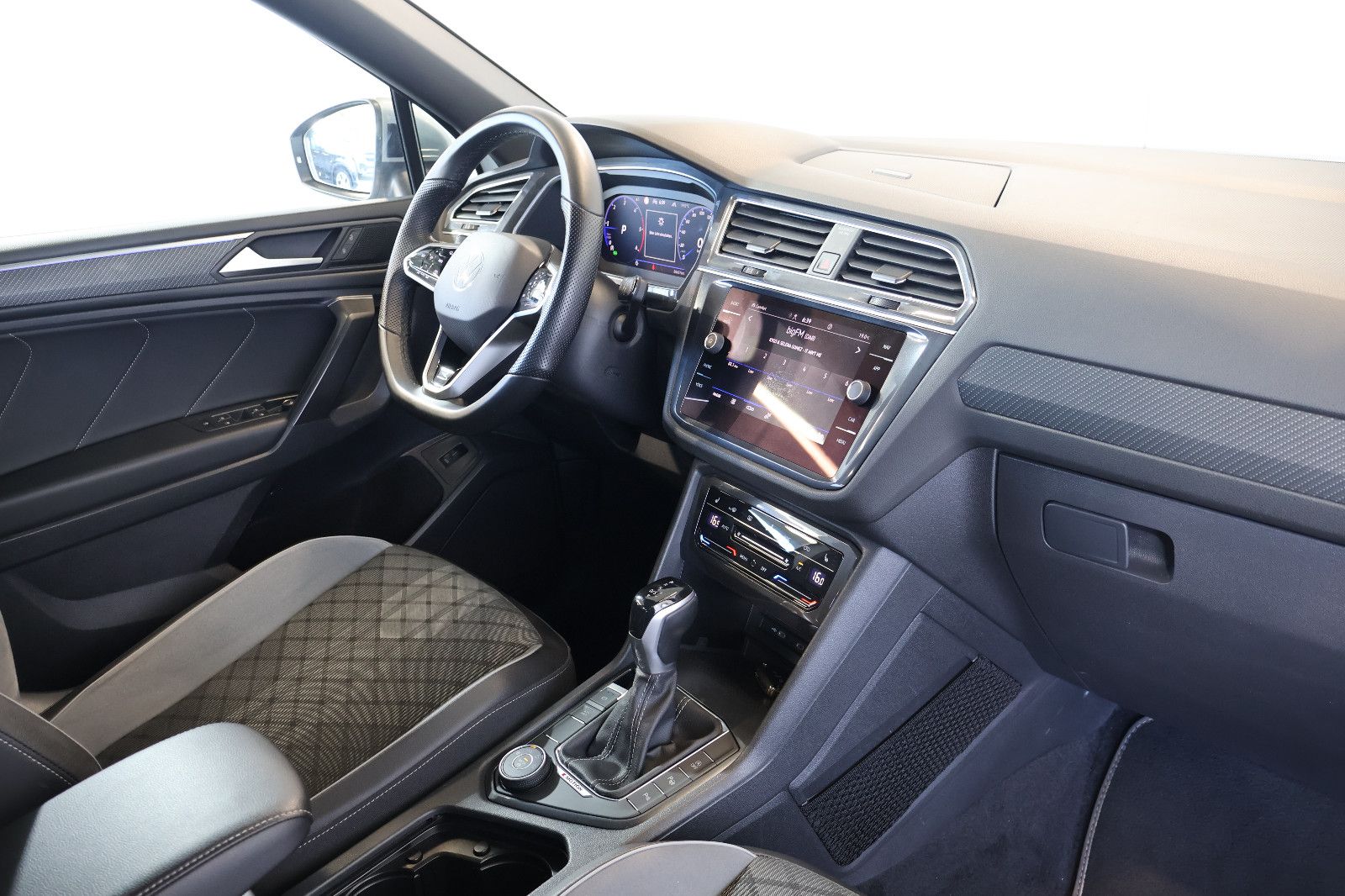 Volkswagen Tiguan Allspace R-Line 2.0 TDI 4M HUD+PANO+AHK foto 14