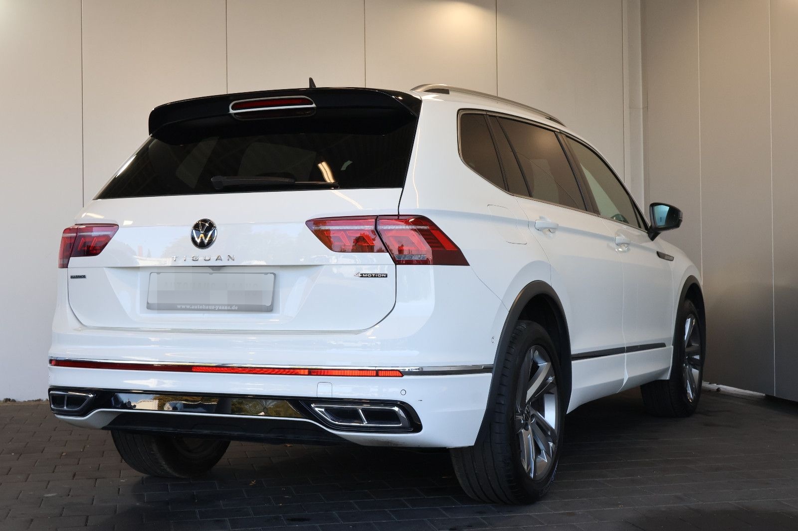 Volkswagen Tiguan Allspace R-Line 2.0 TDI 4M HUD+PANO+AHK foto 4