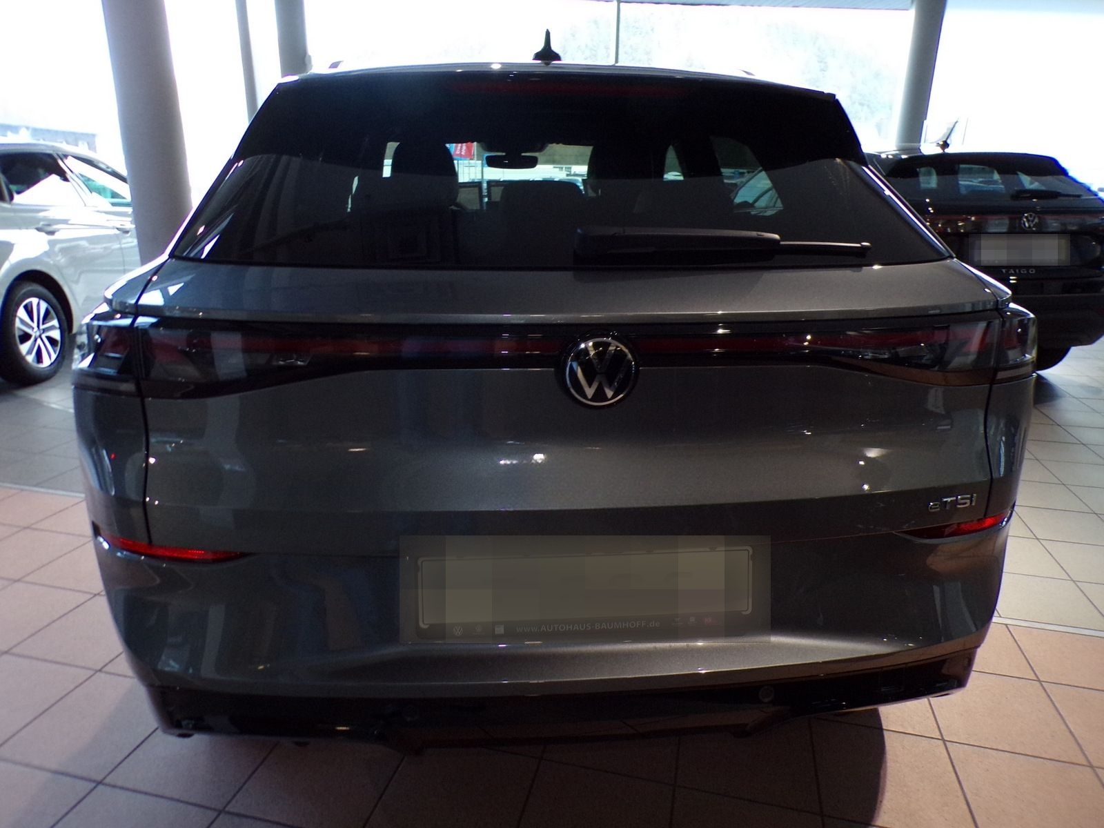 Volkswagen T-ROC 1.5 TSI DSG R-LINE / PANO+MATRIX+HEAD UP foto 8