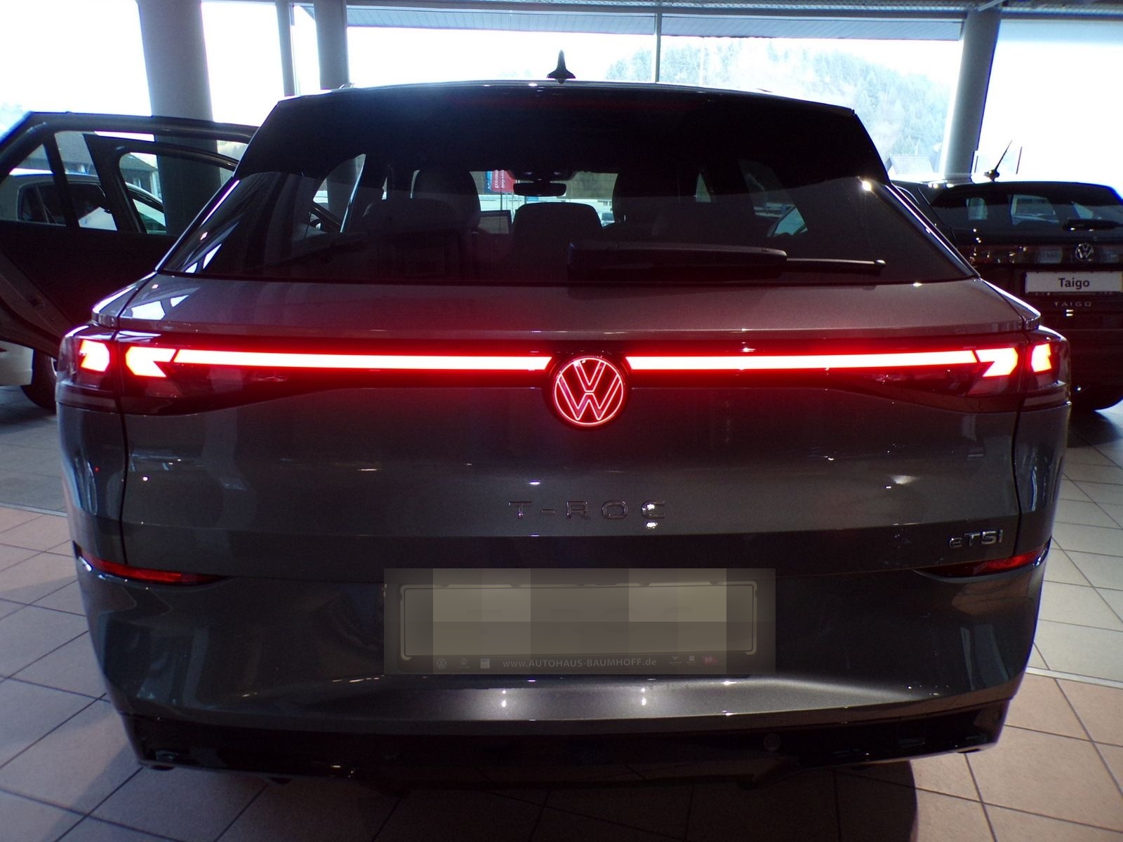Volkswagen T-ROC 1.5 TSI DSG R-LINE / PANO+MATRIX+HEAD UP foto 9