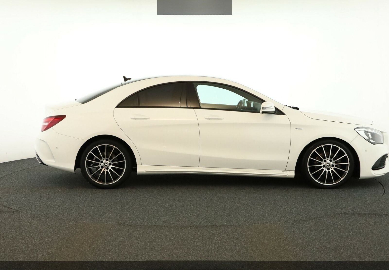 Mercedes-Benz CLA 200 AMG-Line #LED#CAM#GRA#18Zoll#Navi foto 7