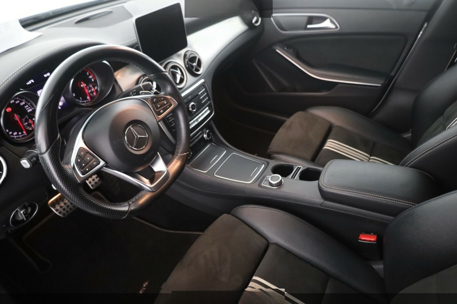 Mercedes-Benz CLA 200 AMG-Line #LED#CAM#GRA#18Zoll#Navi foto 10