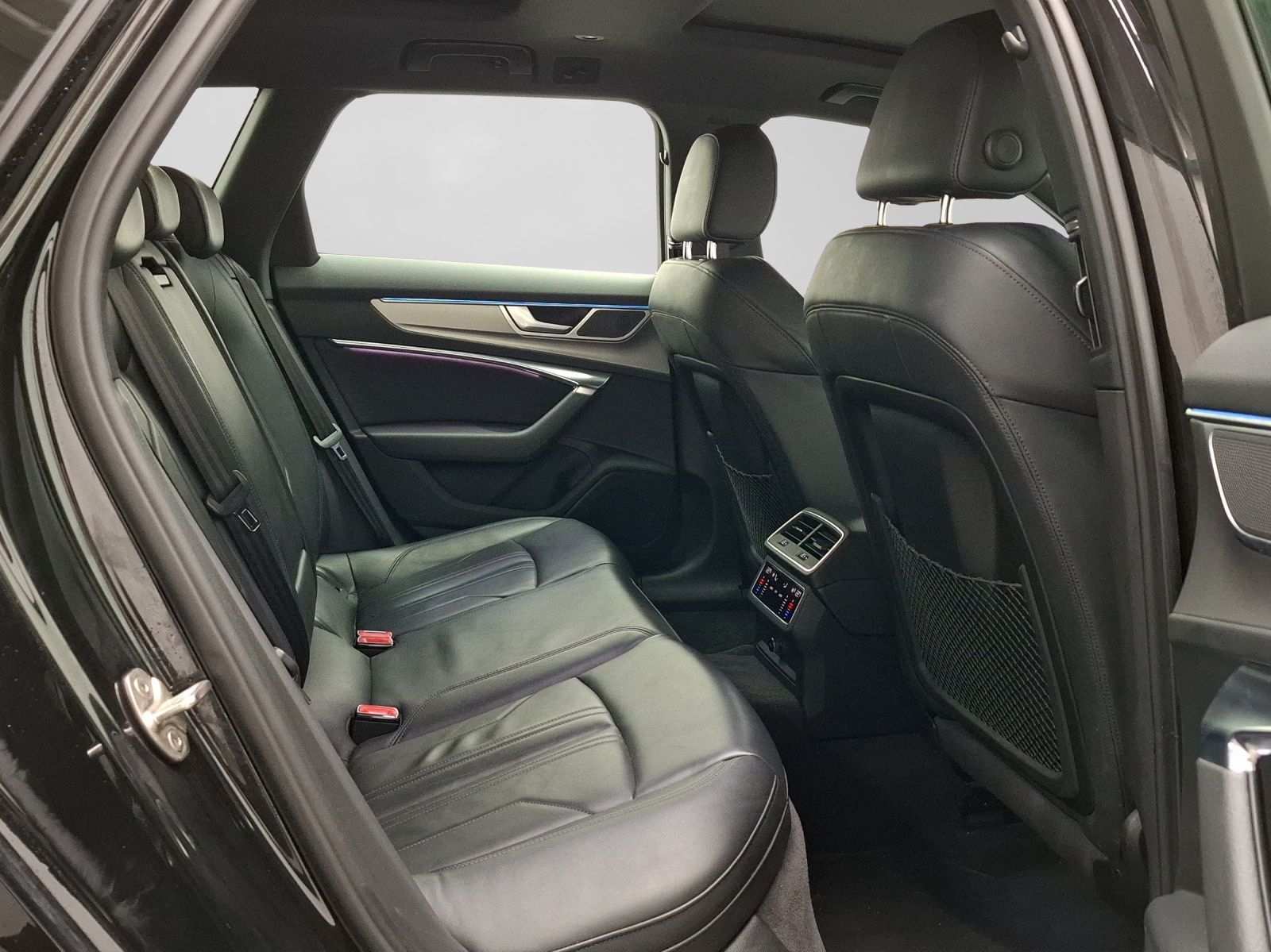 Audi A6 Avant 55 TFSI Q SPORT LUFT PANO ASSIST AHK LM foto 6