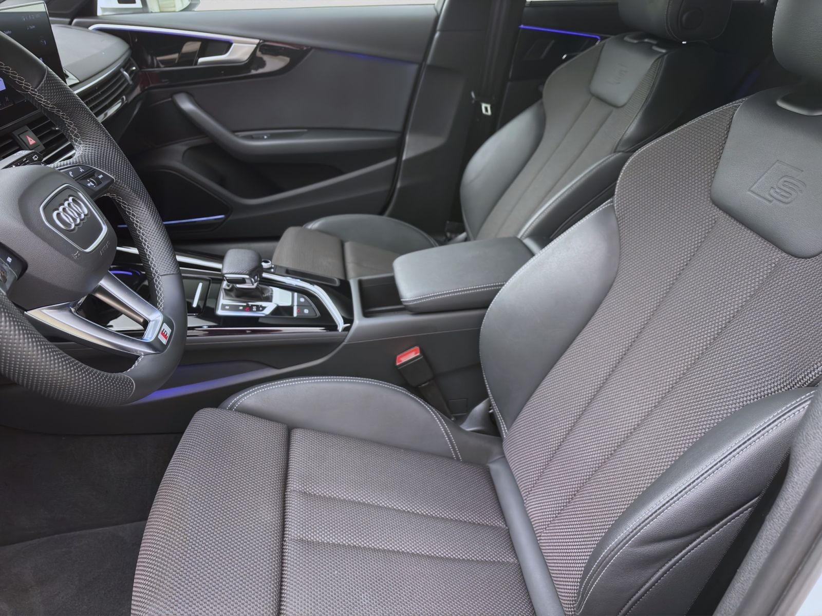Audi A4 Avant 35 TDI ADVANCED MATRIX KAMERA B&O VIRTU foto 9