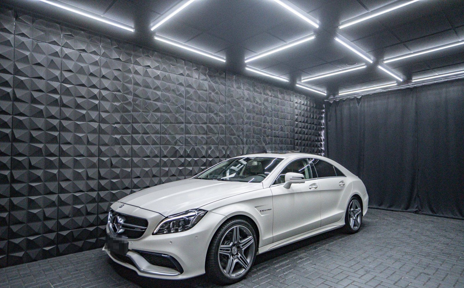 Mercedes-Benz CLS 63 AMG 4Matic *MAGNO* PERFORMANCE* foto 2