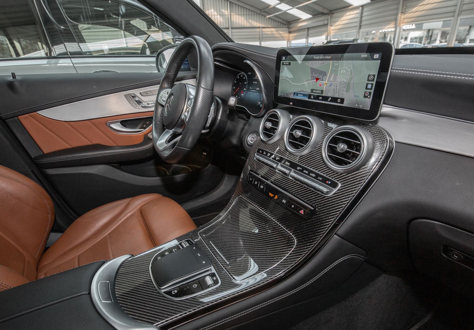 Mercedes-Benz GLC 220 d 4M 360°+Totwink+Pano+LED+Tempomat+19 foto 6