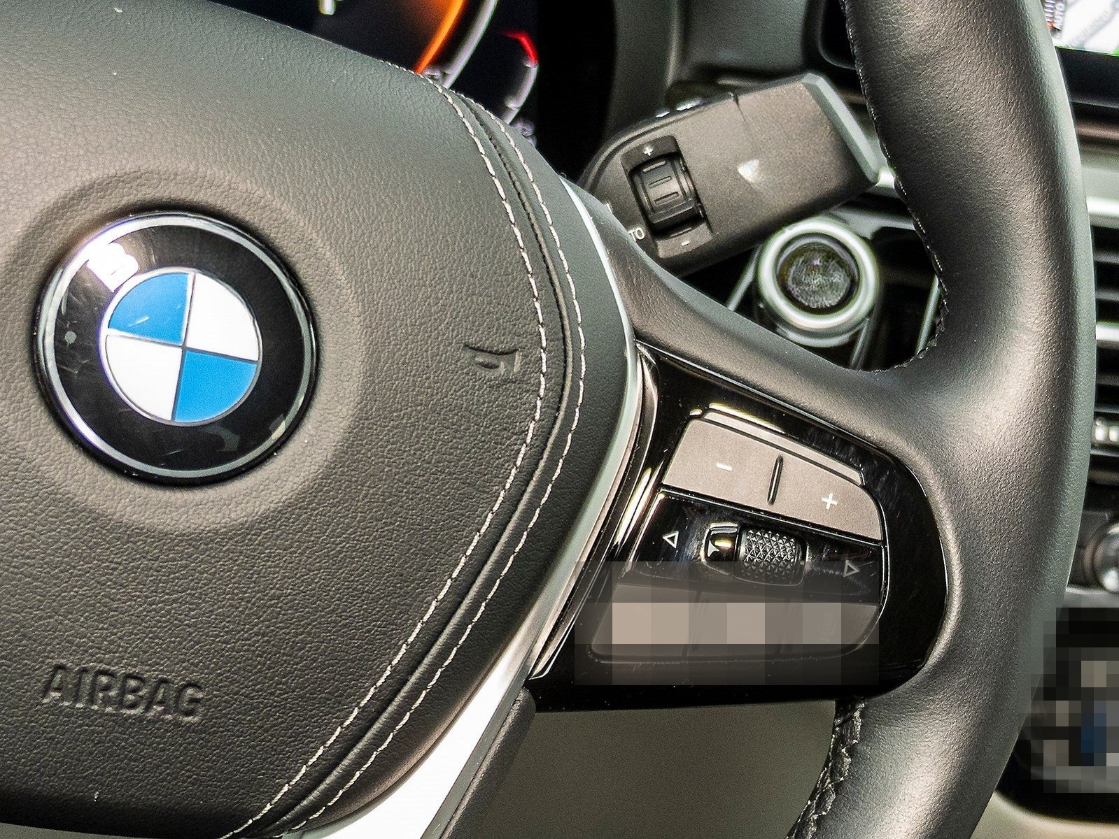 BMW 530d xDrive T. Luxury Line ACC HUD SoftClose Kam foto 15