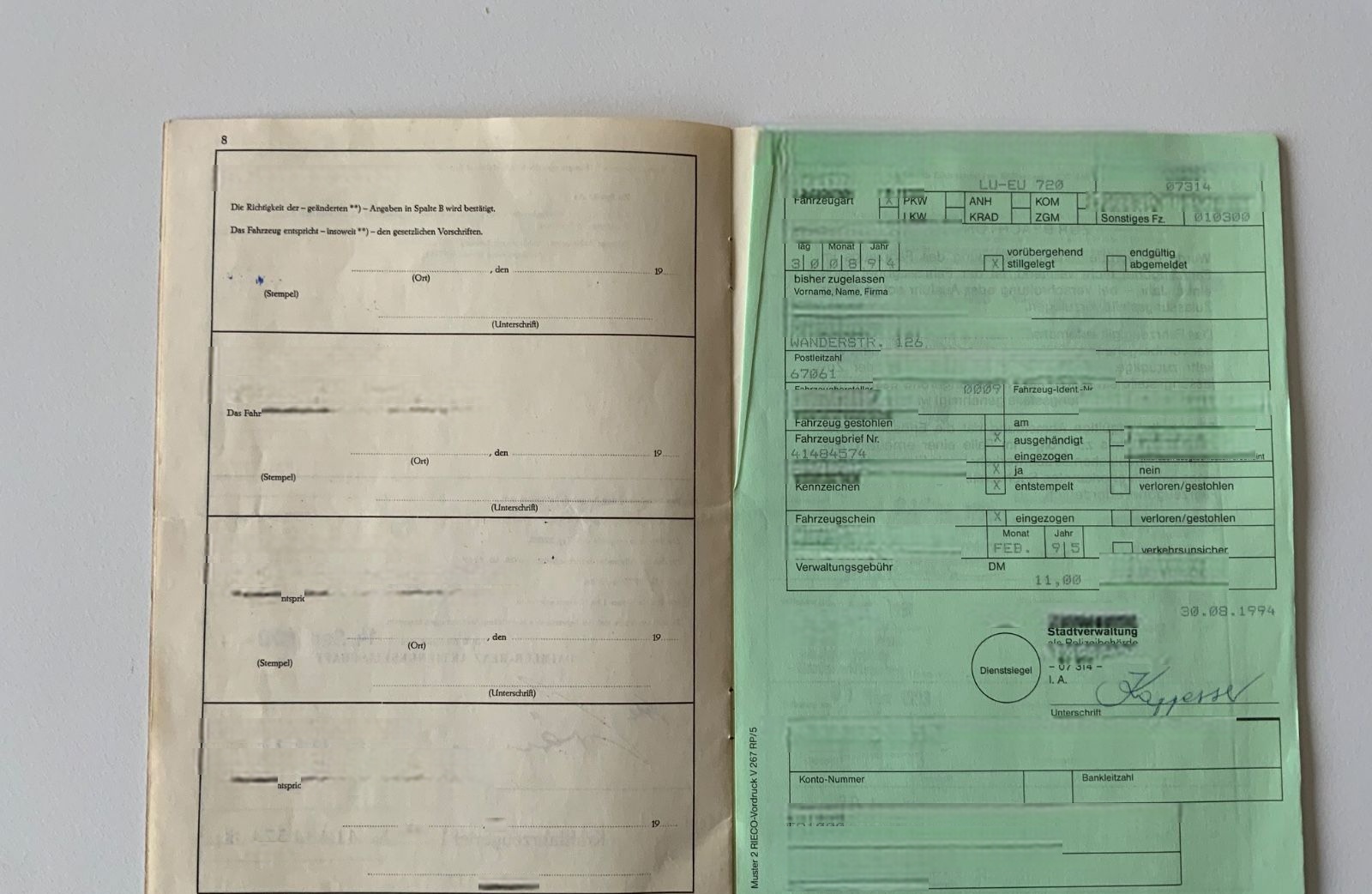 Mercedes-Benz 220 foto 22