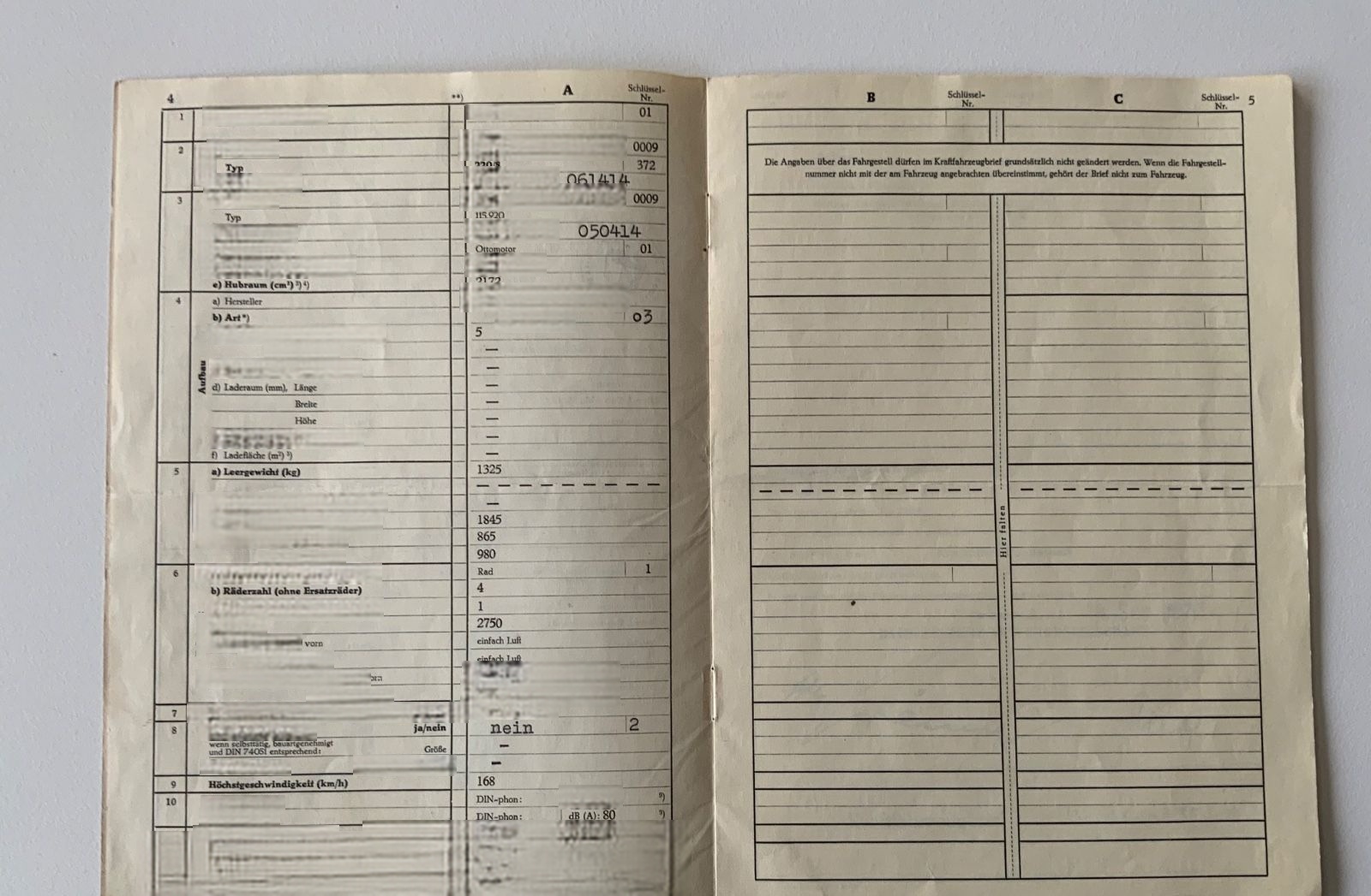 Mercedes-Benz 220 foto 25