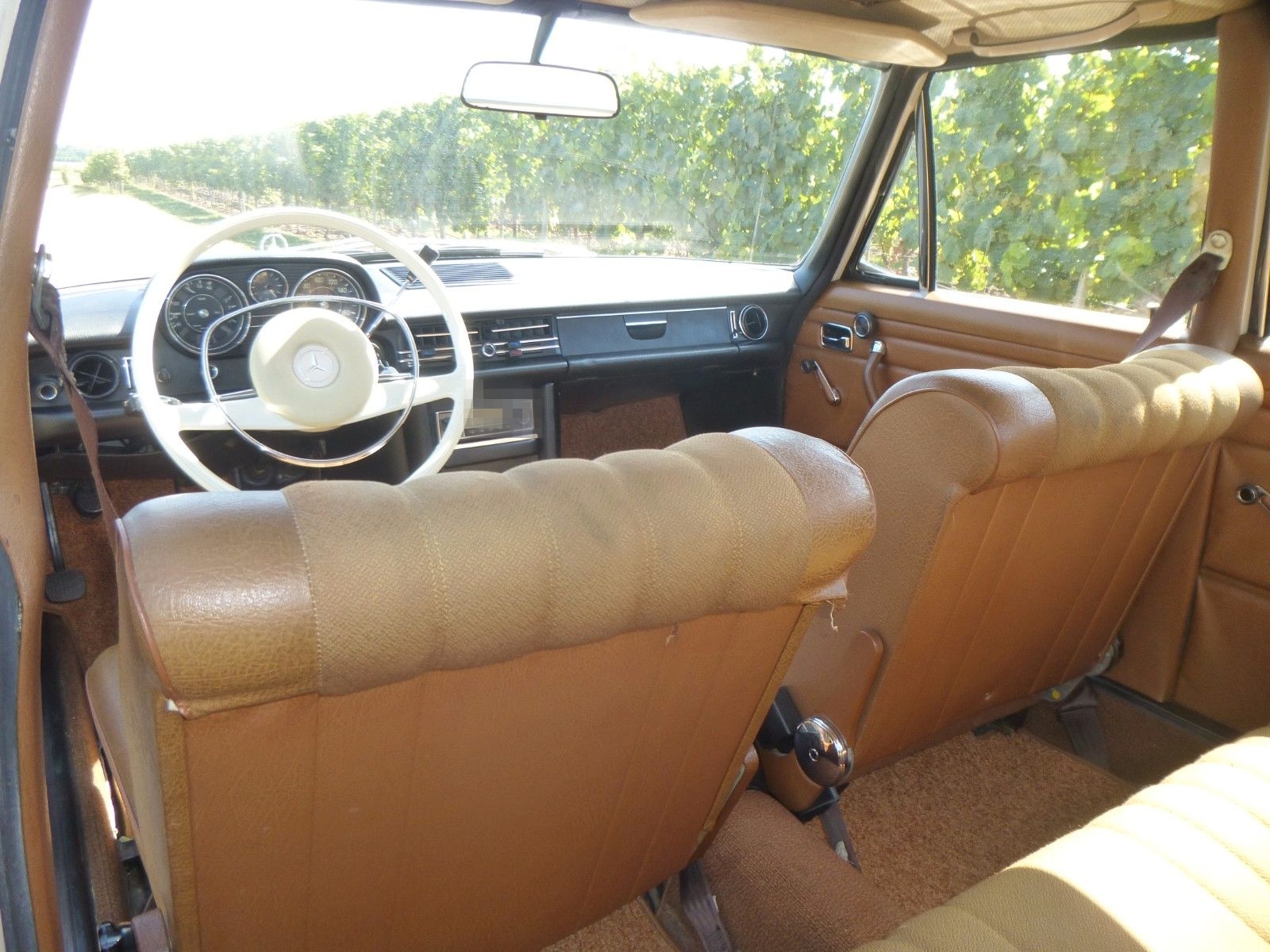 Mercedes-Benz 220 foto 6