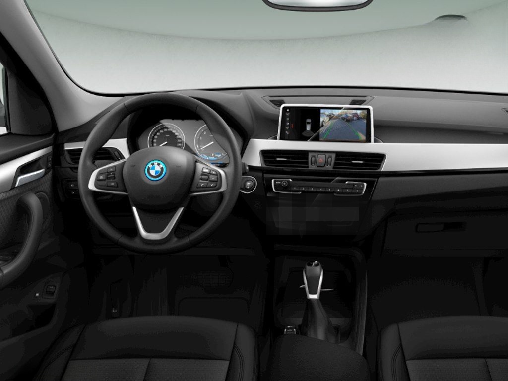 BMW X1 xDrive25e A foto 4