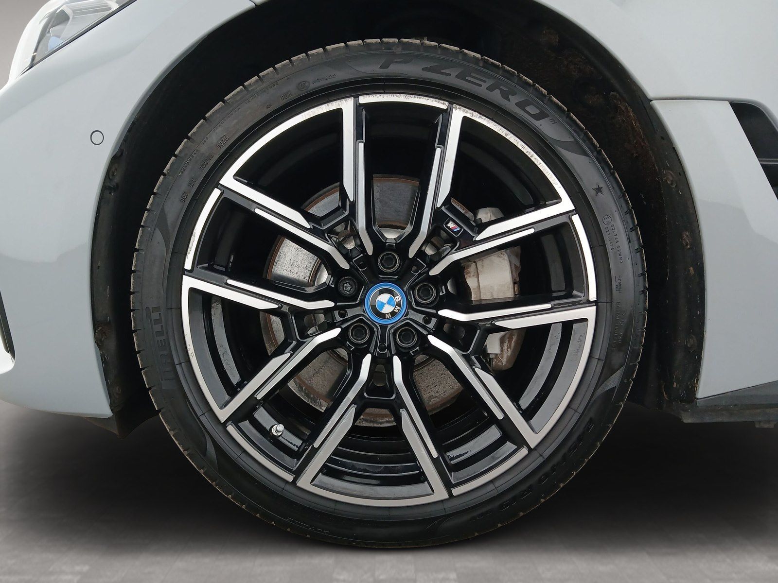 BMW i4 eDrive40 Gran Coupé M Sport Navi AHK Laser foto 6
