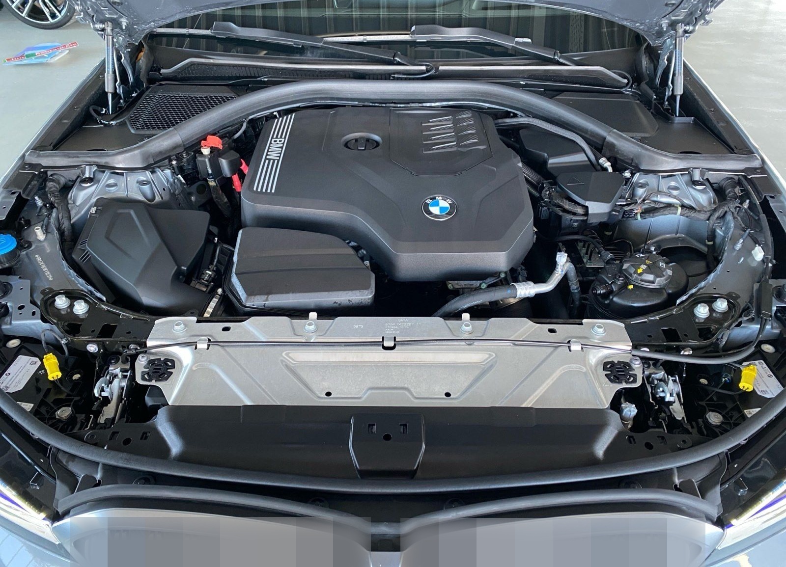 BMW 320i Touring M Sport AHK LiveCockpitProf Kamera foto 16