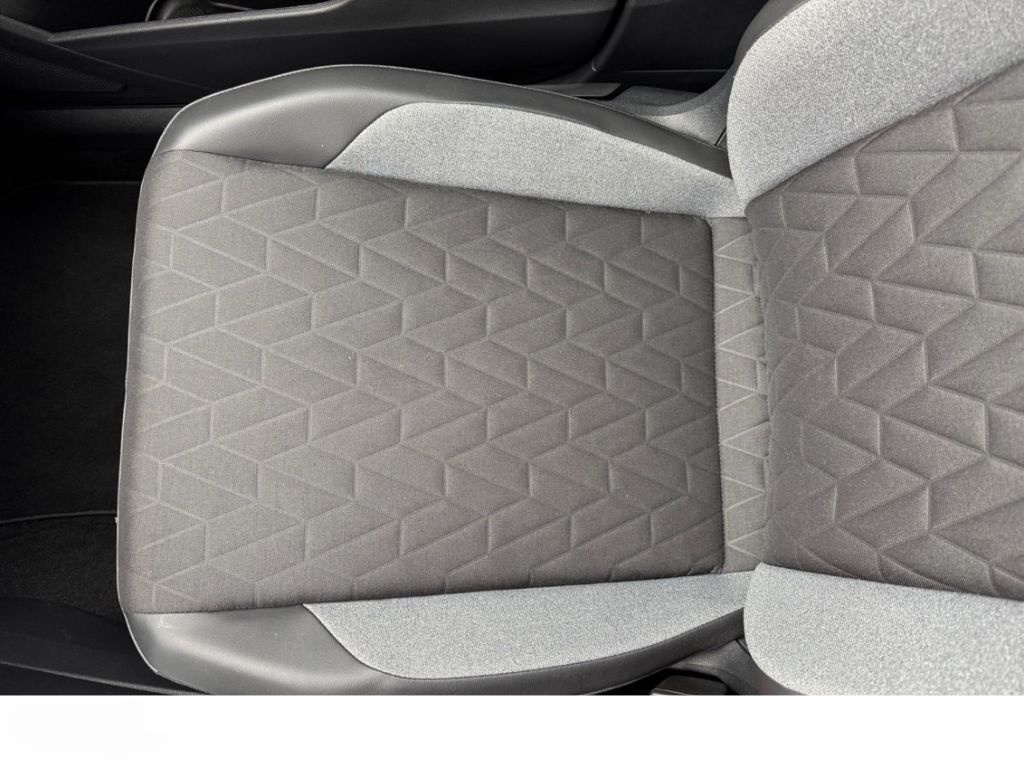 Volkswagen T-Roc 1.0 TSI Goal NAVI ACC LED SHZ PDC LM foto 20
