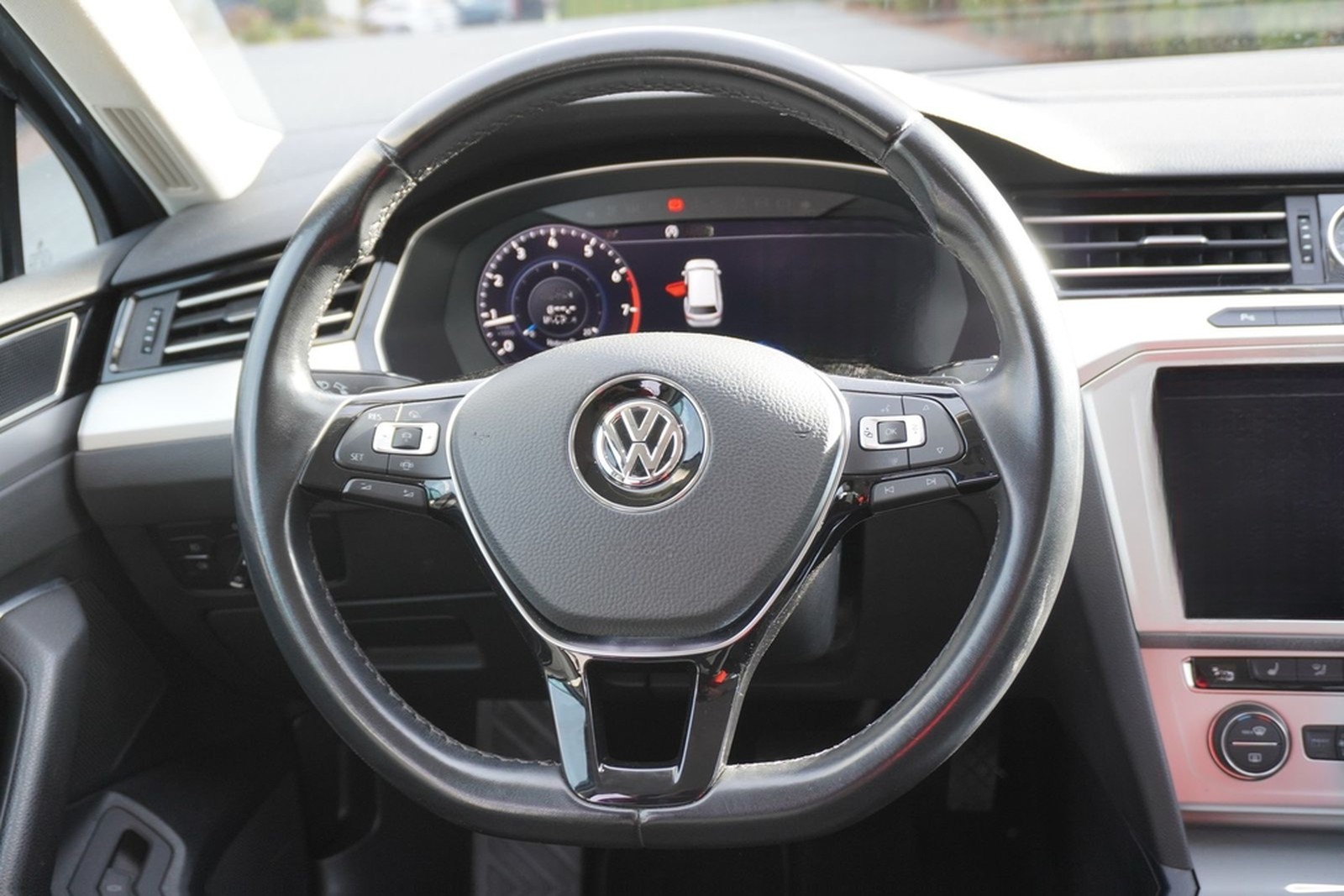 Volkswagen Passat Variant 1.5 TSI DSG LED Navi ACC AHK foto 11