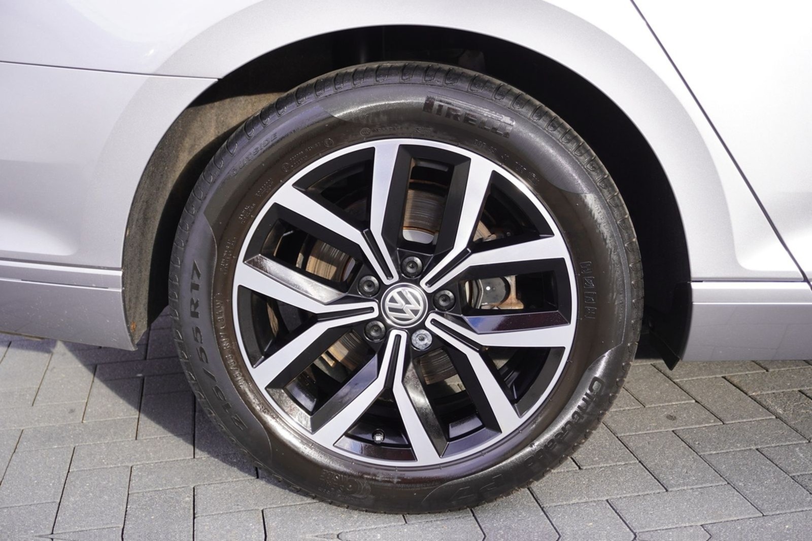 Volkswagen Passat Variant 1.5 TSI DSG LED Navi ACC AHK foto 41