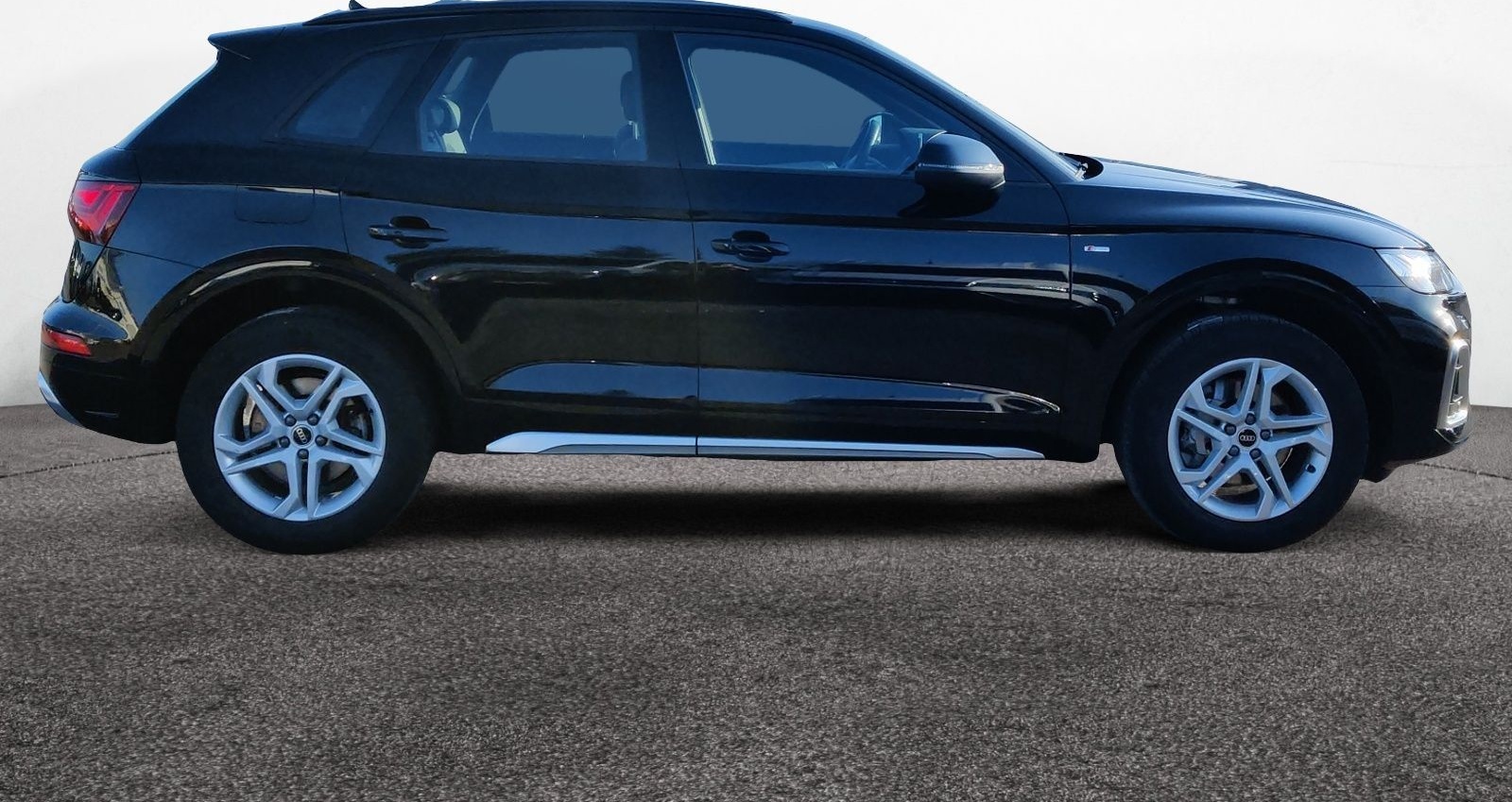 Audi Q5 40 TDI quattro S line S-tronic AHK Matrix foto 7