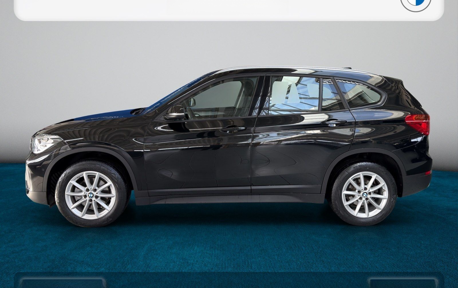 BMW X1 sDrive18d Navi+SHZ+HiFi+Klimaaut.+Ambi+BT+ZV foto 2
