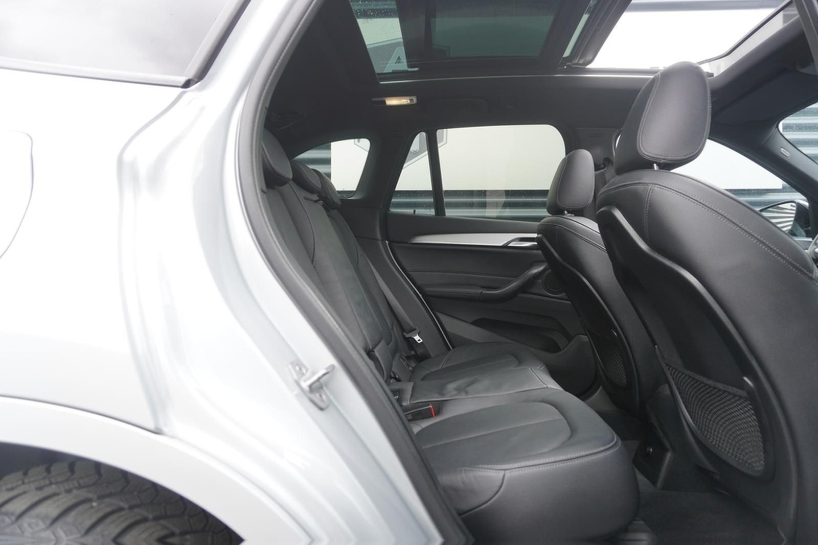 BMW X1 xDrive20i M-SPORTPAKET|HEAD-UP|PANORAMA|LED| foto 19