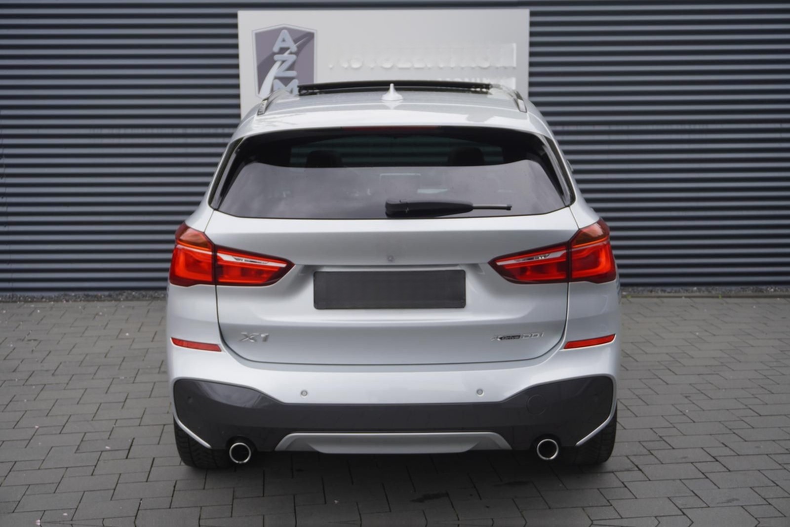BMW X1 xDrive20i M-SPORTPAKET|HEAD-UP|PANORAMA|LED| foto 10