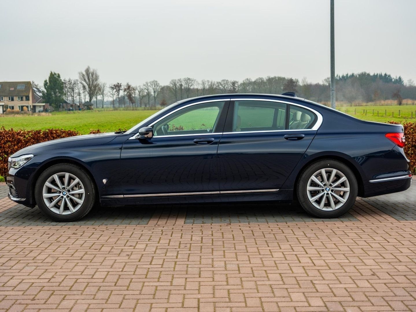 BMW 740 7-serie 740i High Executive | 56000 km | Sch foto 3