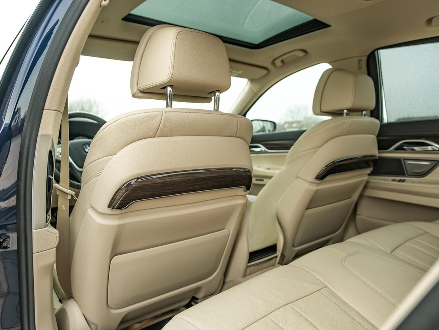 BMW 740 7-serie 740i High Executive | 56000 km | Sch foto 38