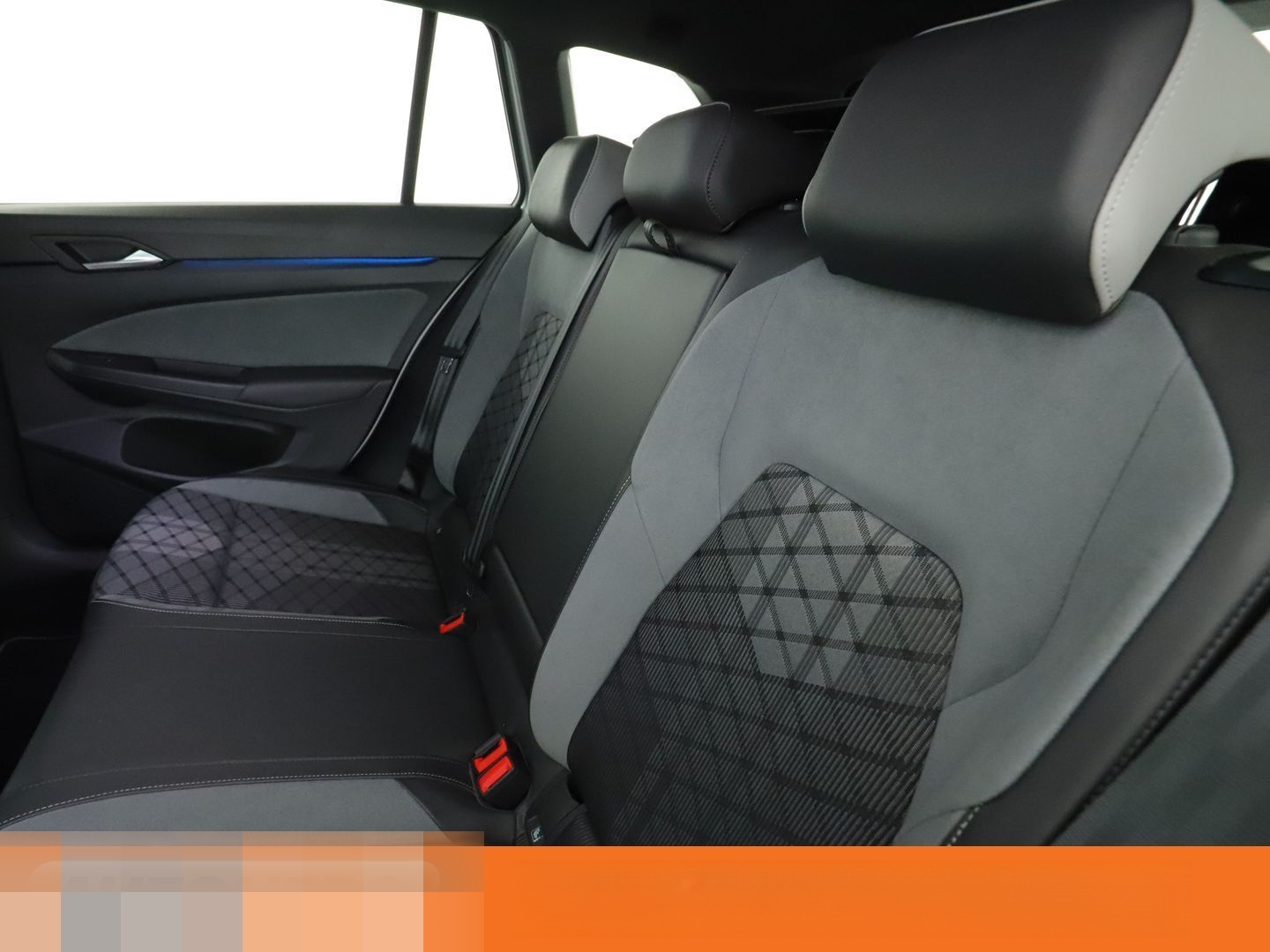 Volkswagen Golf VIII 2.0 TDI R-Line Aut.*NAV*LED*ACC*CAM*SH foto 14