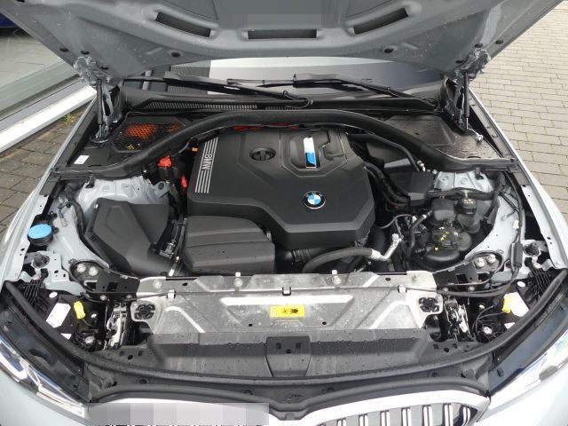 BMW 330 e Drive Tour M Sportp Pano°Ad.LED°AHK°el.Sit foto 7
