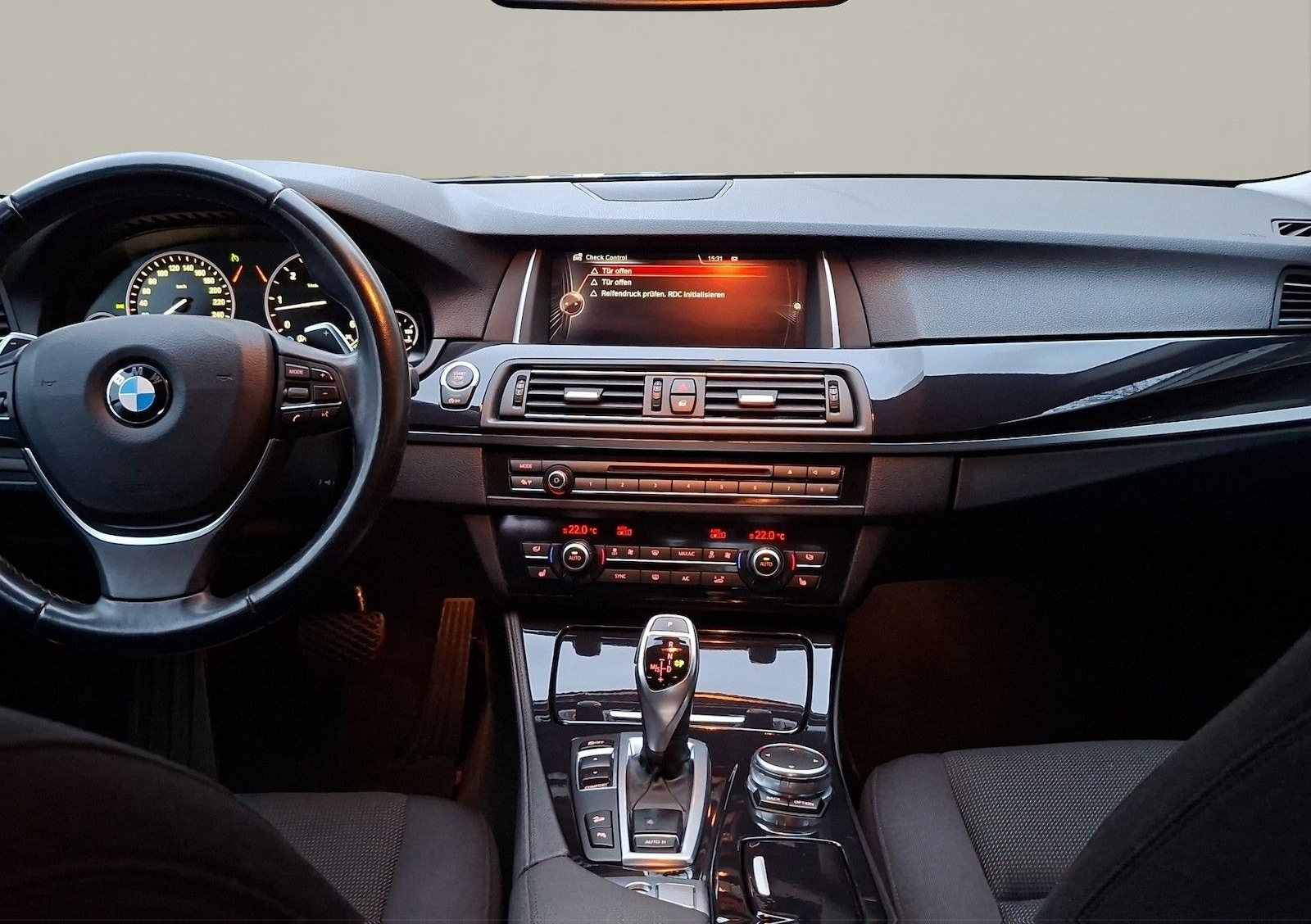 BMW 535d xDrive Standheizung/Head-Up Display/NAVI foto 8