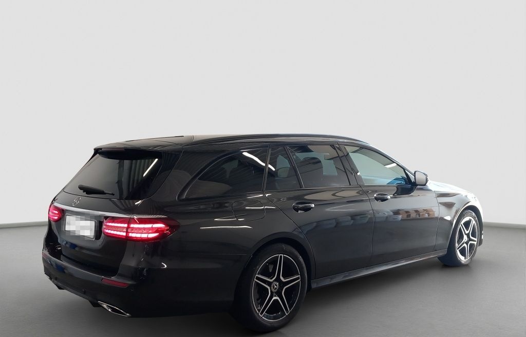 Mercedes-Benz E 400 d 4MATIC T-Modell AMG Line*Night Paket*360 foto 3