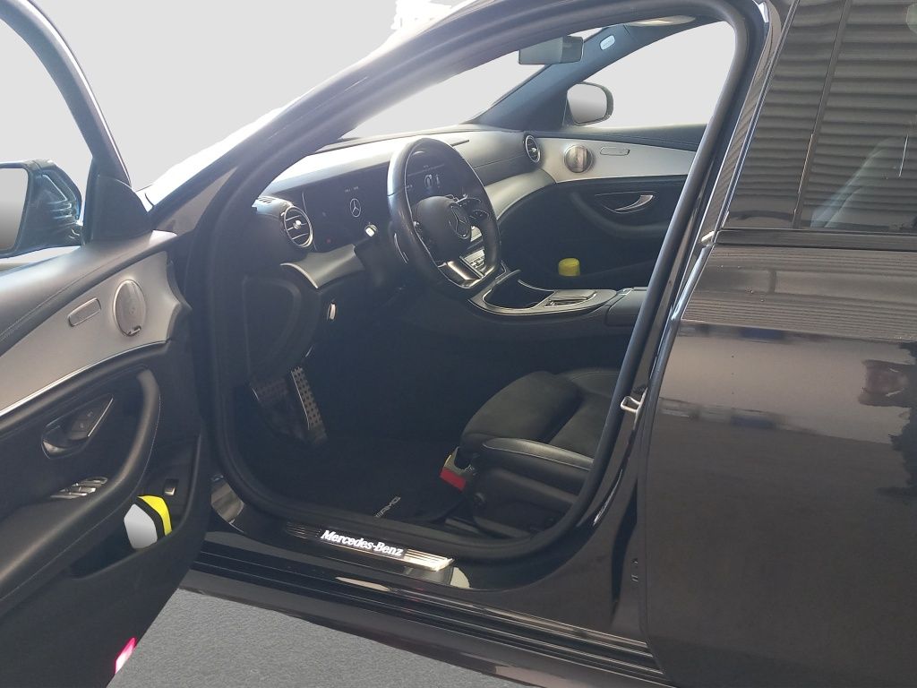 Mercedes-Benz E 400 d 4MATIC T-Modell AMG Line*Night Paket*360 foto 6
