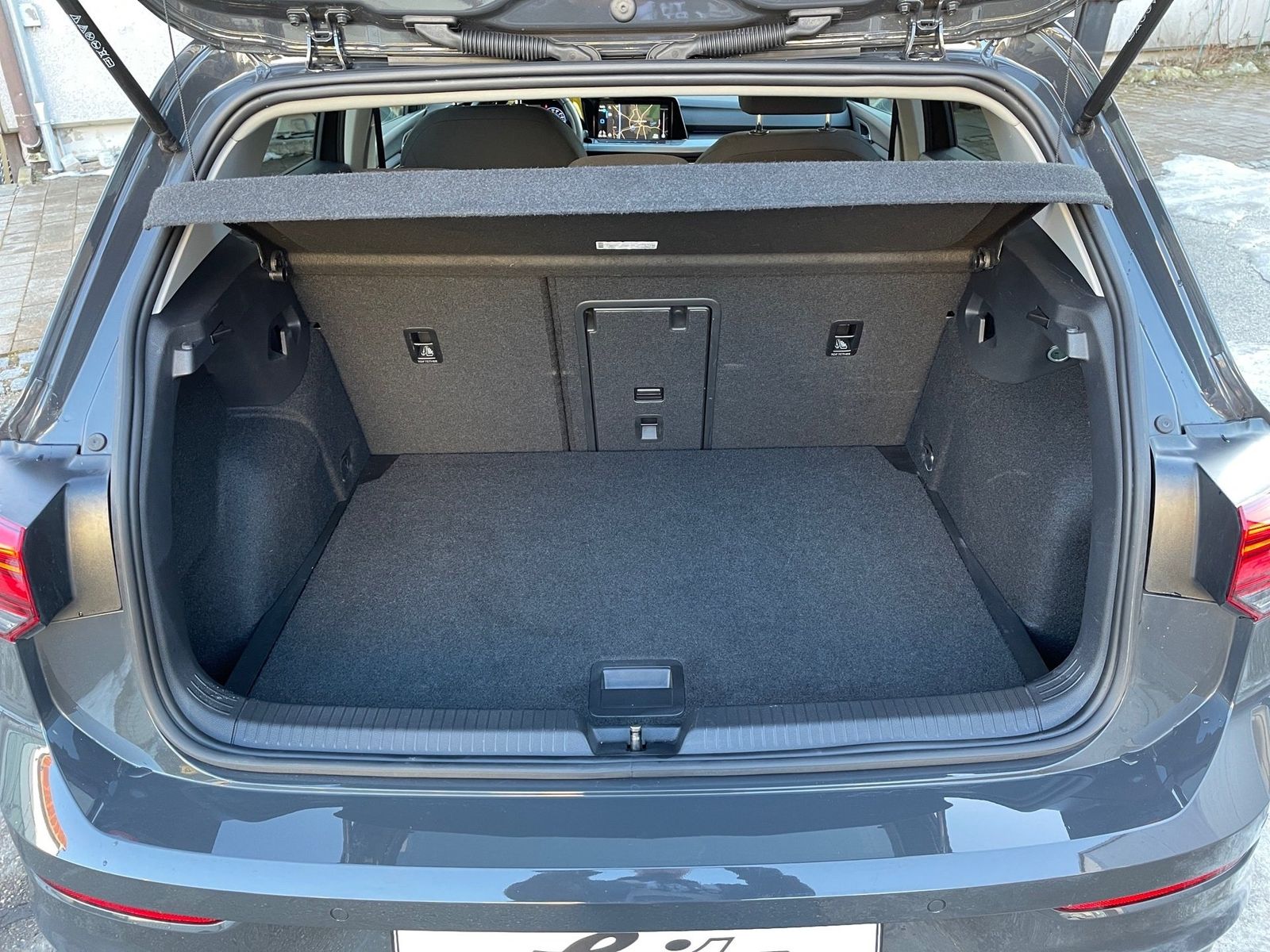 Volkswagen Golf VIII 1.5 eTSI Active *LED*PDC*NAVI* foto 17