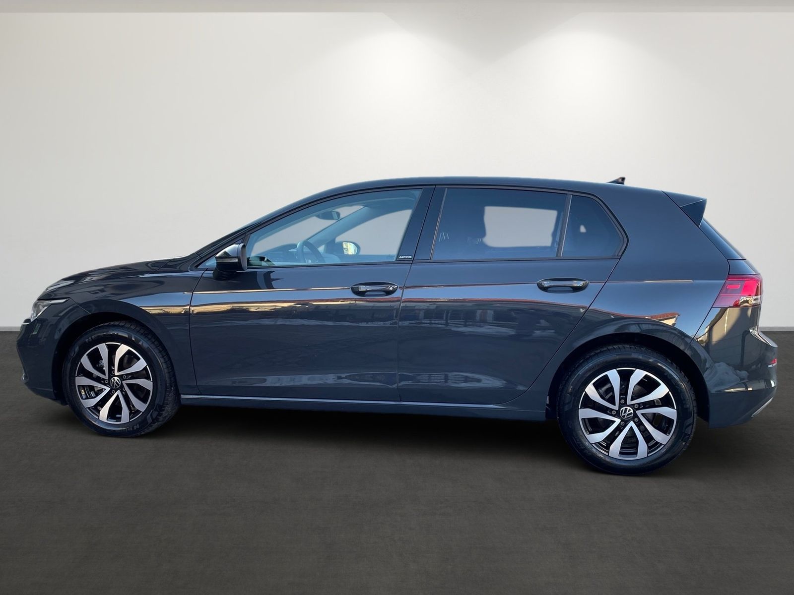 Volkswagen Golf VIII 1.5 eTSI Active *LED*PDC*NAVI* foto 7
