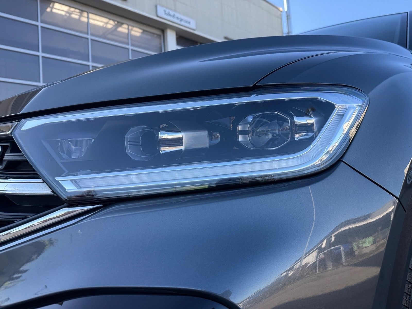 Volkswagen T-Roc R-Line *NAVI*LED*KAMERA*ACC*SHZ* Navi LM foto 4
