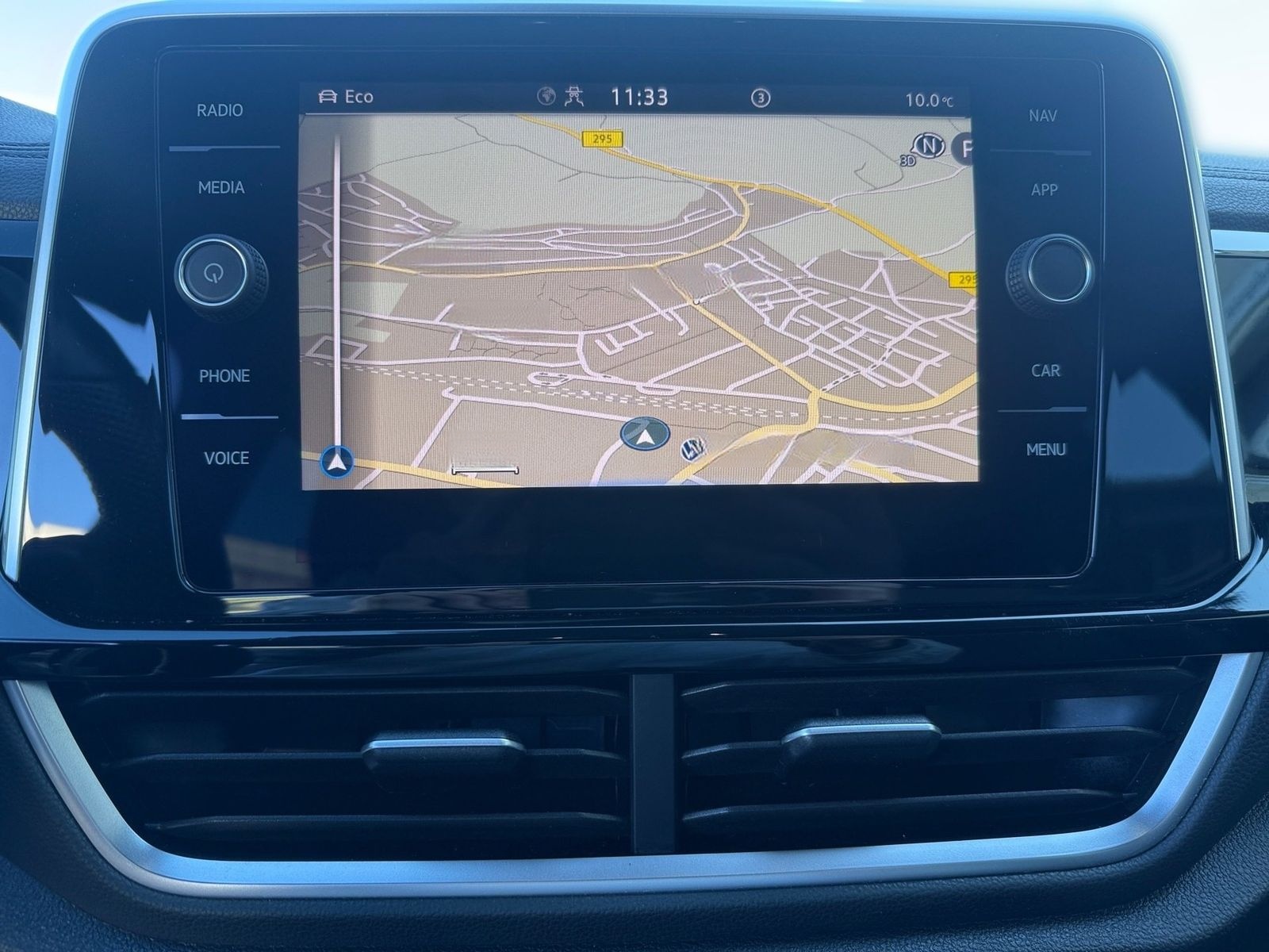 Volkswagen T-Roc R-Line *NAVI*LED*KAMERA*ACC*SHZ* Navi LM foto 7