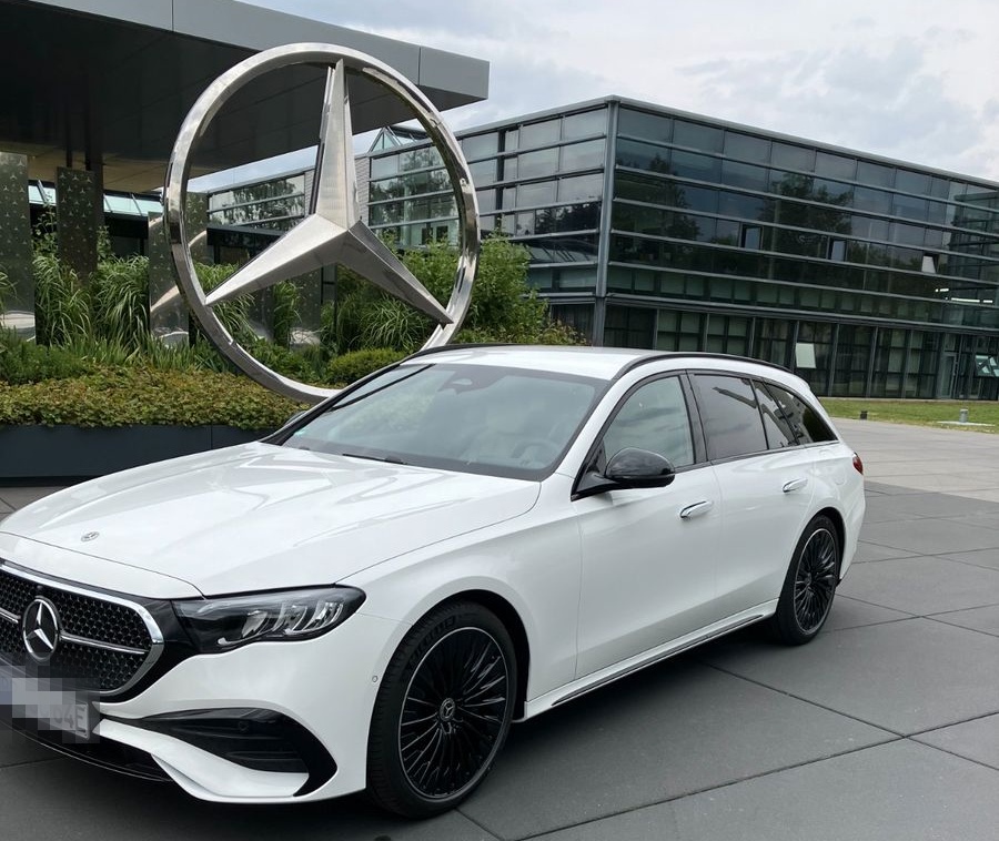 Mercedes-Benz E 300 E T-Modell E 300 e AMG Line Advanced foto 2