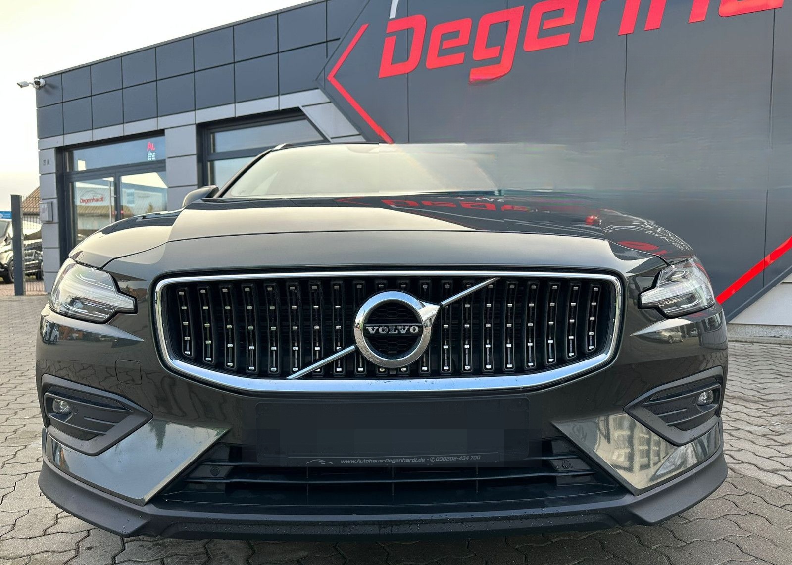 Volvo V60 Cross Country Pro AWD LED NAV KAMERA AHK foto 18