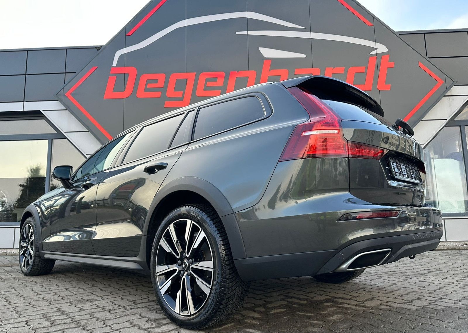 Volvo V60 Cross Country Pro AWD LED NAV KAMERA AHK foto 20