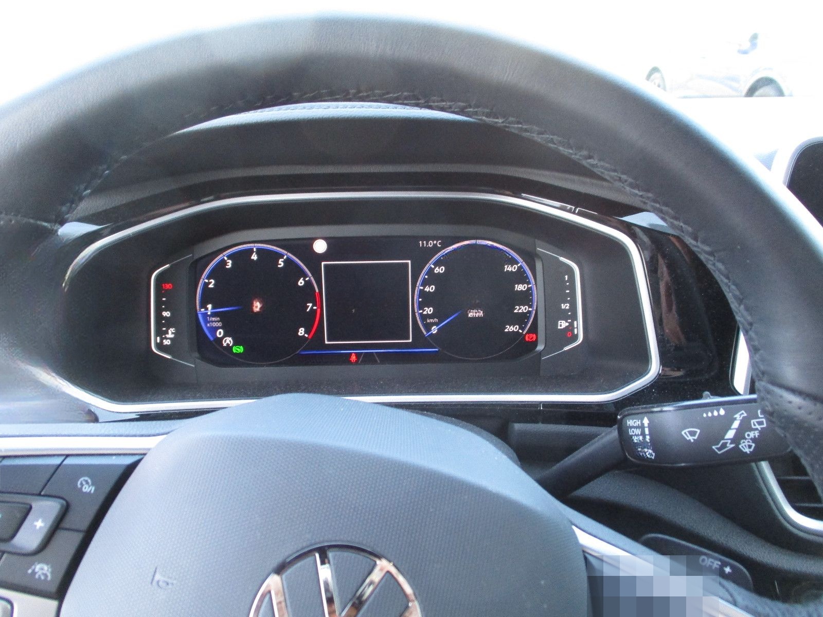 Volkswagen T-Roc R-Line DSG KAM ACC AHK LED APP-Connect foto 13
